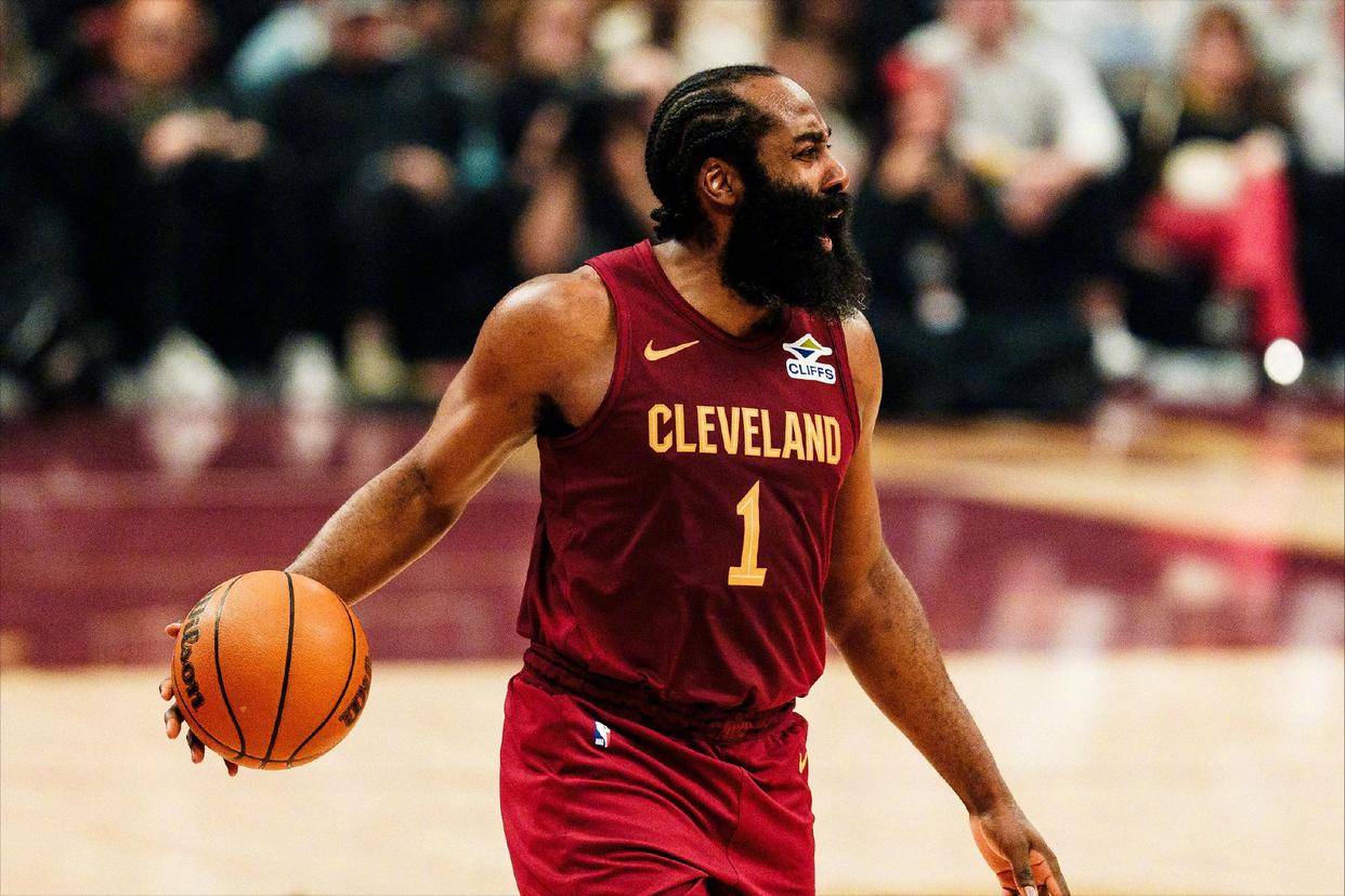 包含葡萄牙体育围绕足总杯状态回暖清晨克里夫兰骑士备战NBA季后赛，丹佛掘金赛前再遭质疑都惊呆了的词条乐动